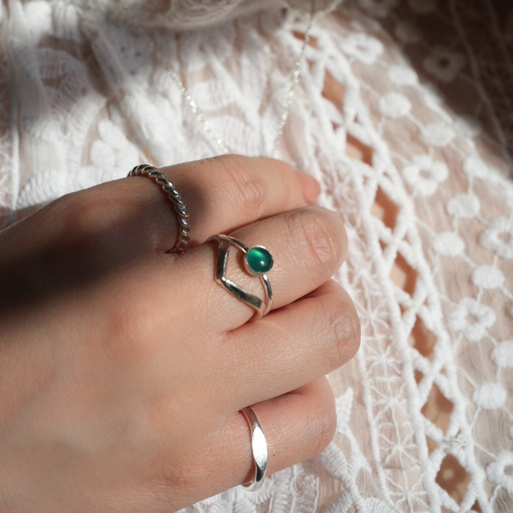 Sterling Silver Green Onyx Cabochon Ring