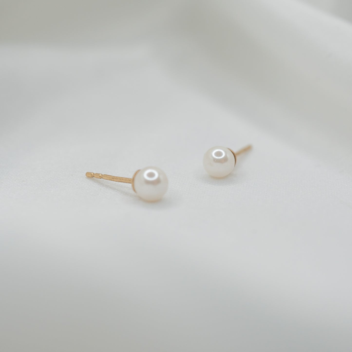 Gold Filled Pearl Studs