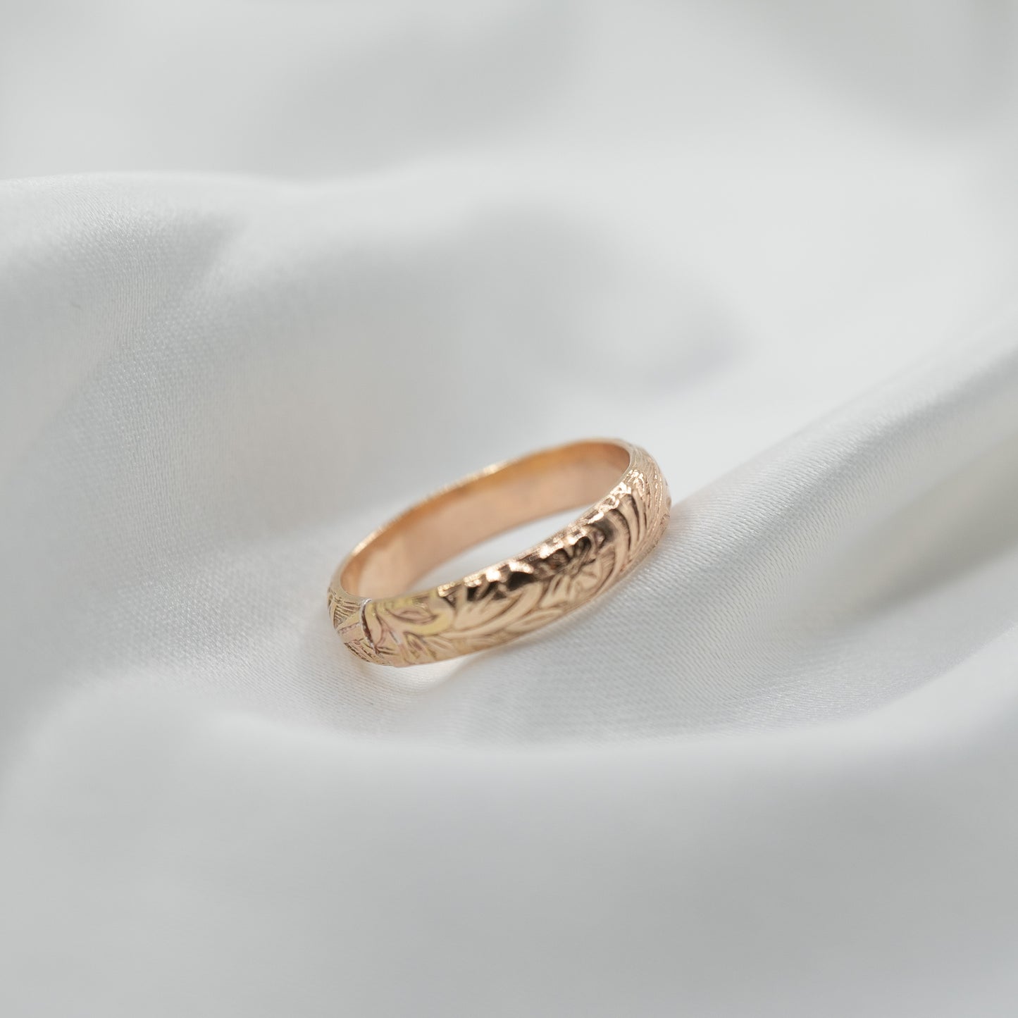 Gold Filled Vintage Pattern Ring - shot on white - front view side