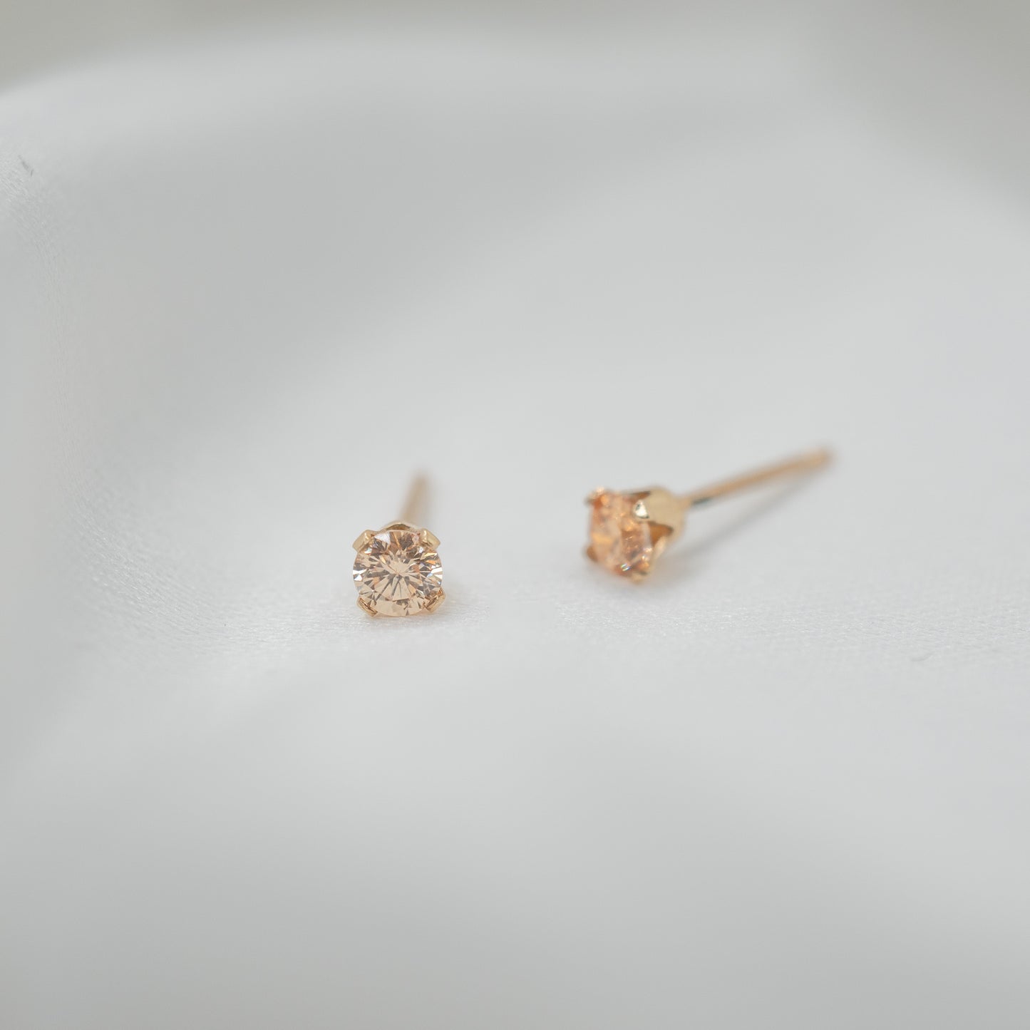 Gold Filled Cubic Zirconia Studs - Various Sizes - apricot 3mm front
