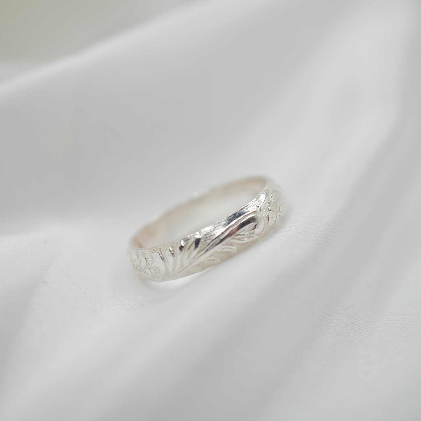 Sterling Silver Vintage Pattern Ring - shot on white - side shot